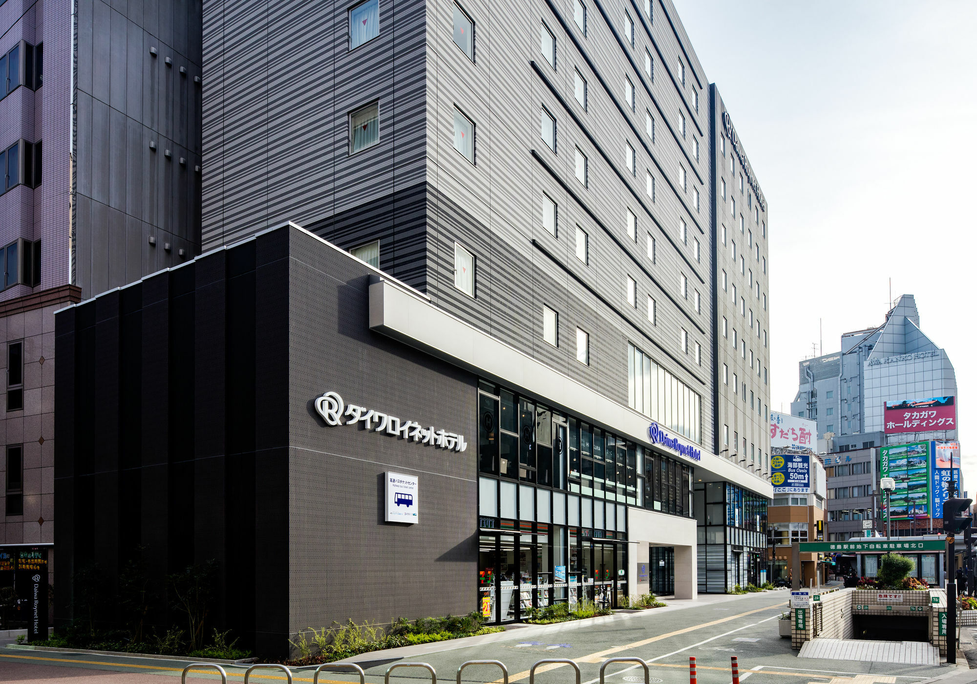 Daiwa Roynet Hotel Tokushima Ekimae Esterno foto
